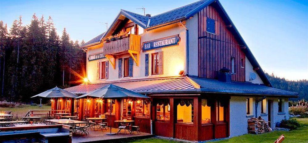 De La Croix Perrin Hotel